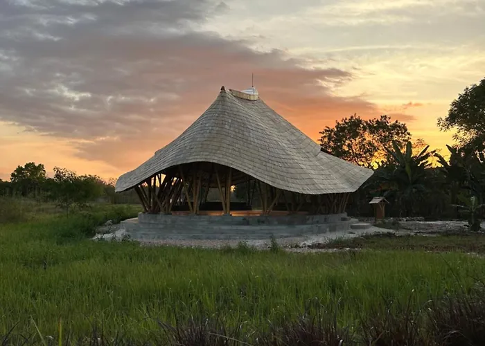 Maringi Sumba By The Sumba Hospitality Foundation