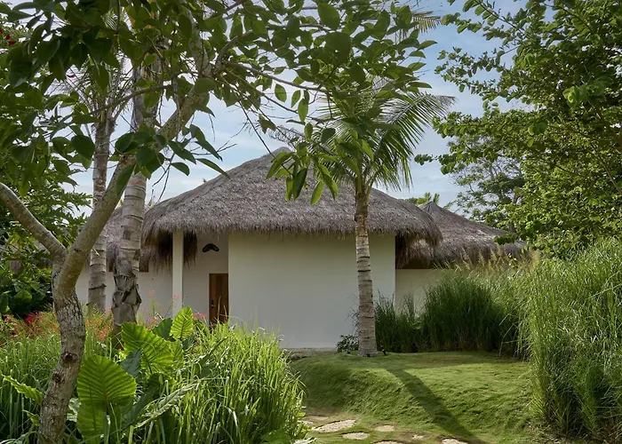 Arya Sumba - Kodi Resort
